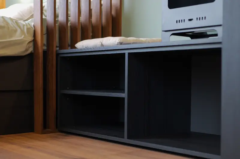 interior tiny house model onix spatii depozitare